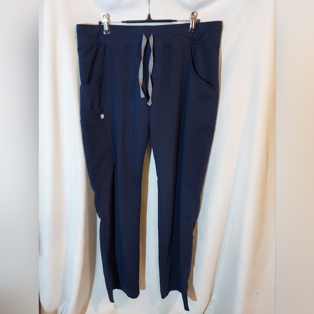 Figs Technical Collection Men's Navy Cargo Pants - L